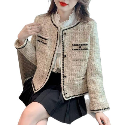 Women's Stylish And Versatile Cardigan With A Design Flair