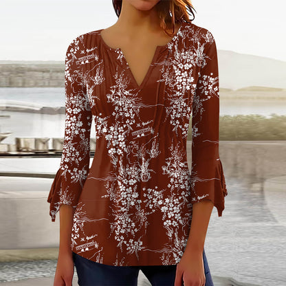 Blusa flare com decote em V e estampa floral