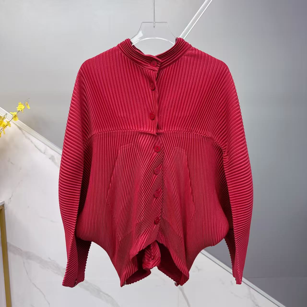 A Lady's Elegant Solid-colored Cardigan