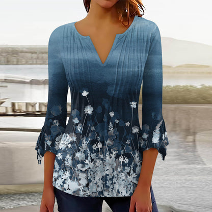 Blusa flare com decote em V e estampa floral