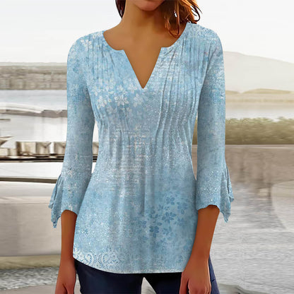 Blusa flare com decote em V e estampa floral